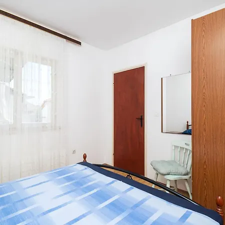 Apartment And Sanja *