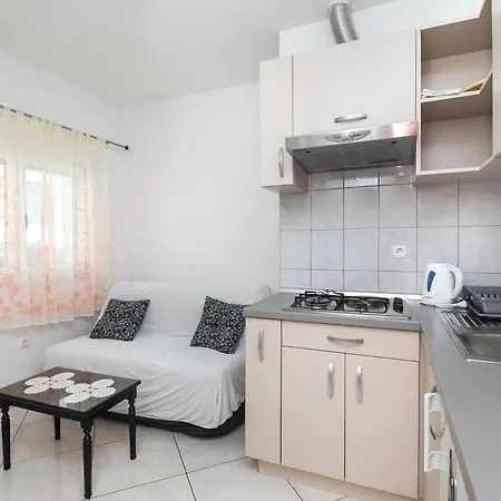 Apartment And Sanja *