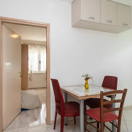 Apartment And Sanja